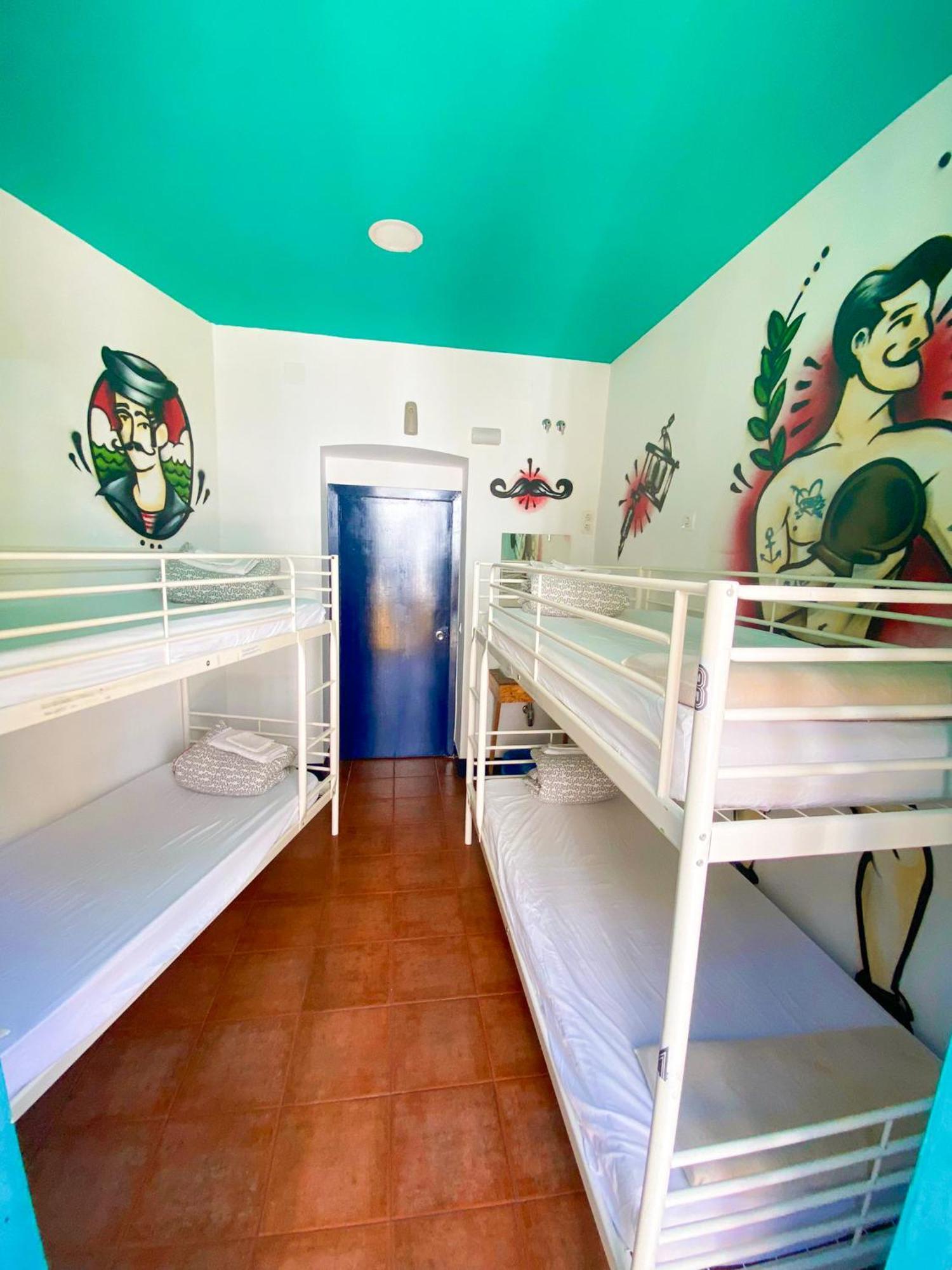 Sevilla Kitsch Hostel Art Phòng bức ảnh