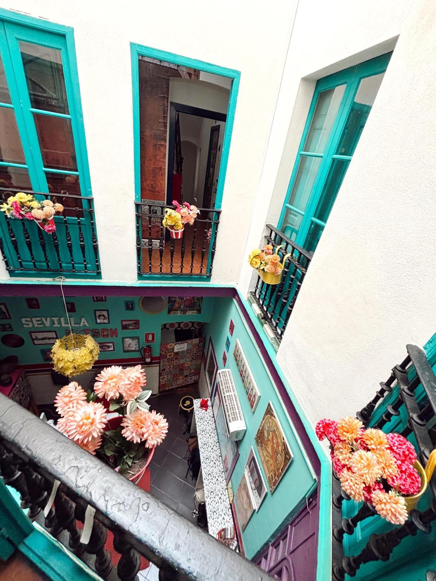 Rio Hostel Seville Ngoại thất bức ảnh