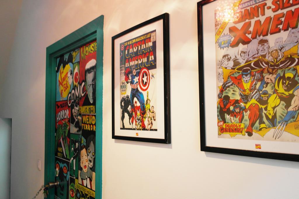 Sevilla Kitsch Hostel Art Ngoại thất bức ảnh